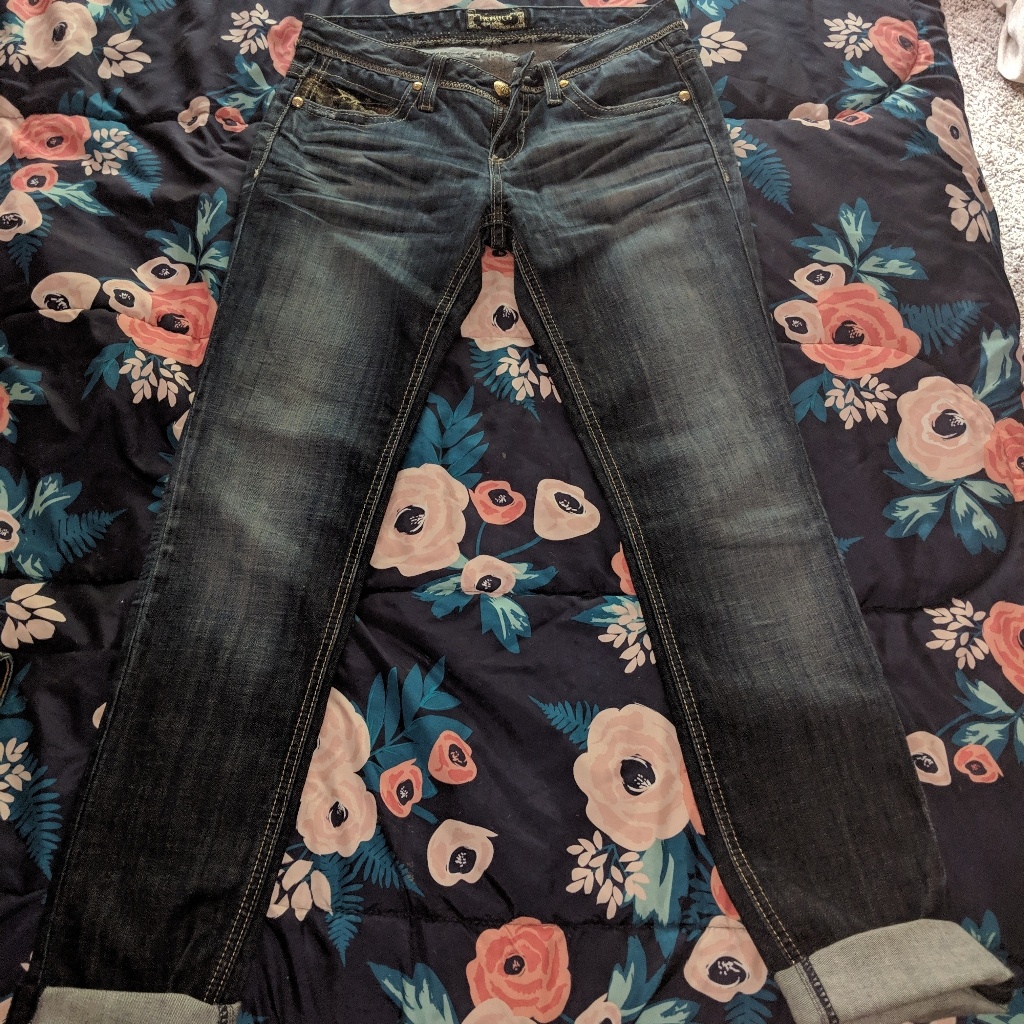 Jeans.